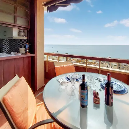 Stunning In With Kitchen Torremolinos